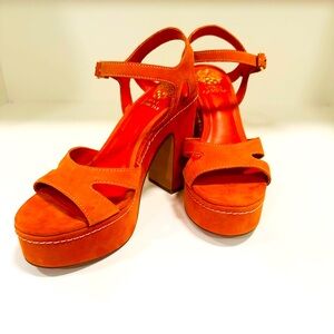 Vince Camuto Randreya Platform Heels sz7 in Apricot NWOT